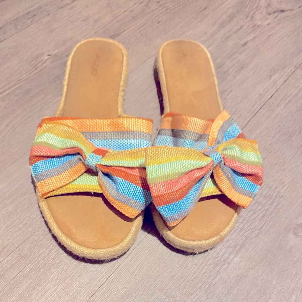 Aldo sandals. Size 10.